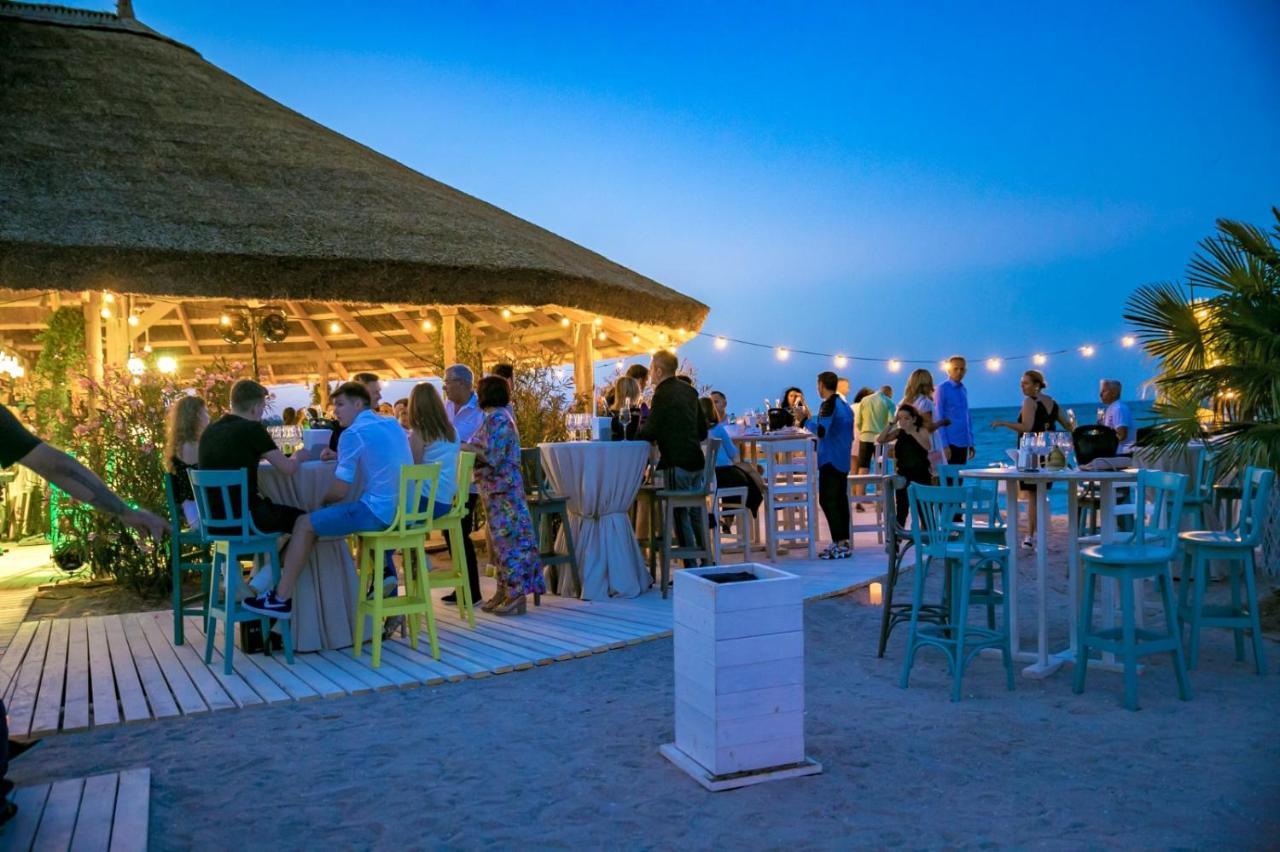 Novum By The Sea Aparthotel โอลิมป์ ภายนอก รูปภาพ