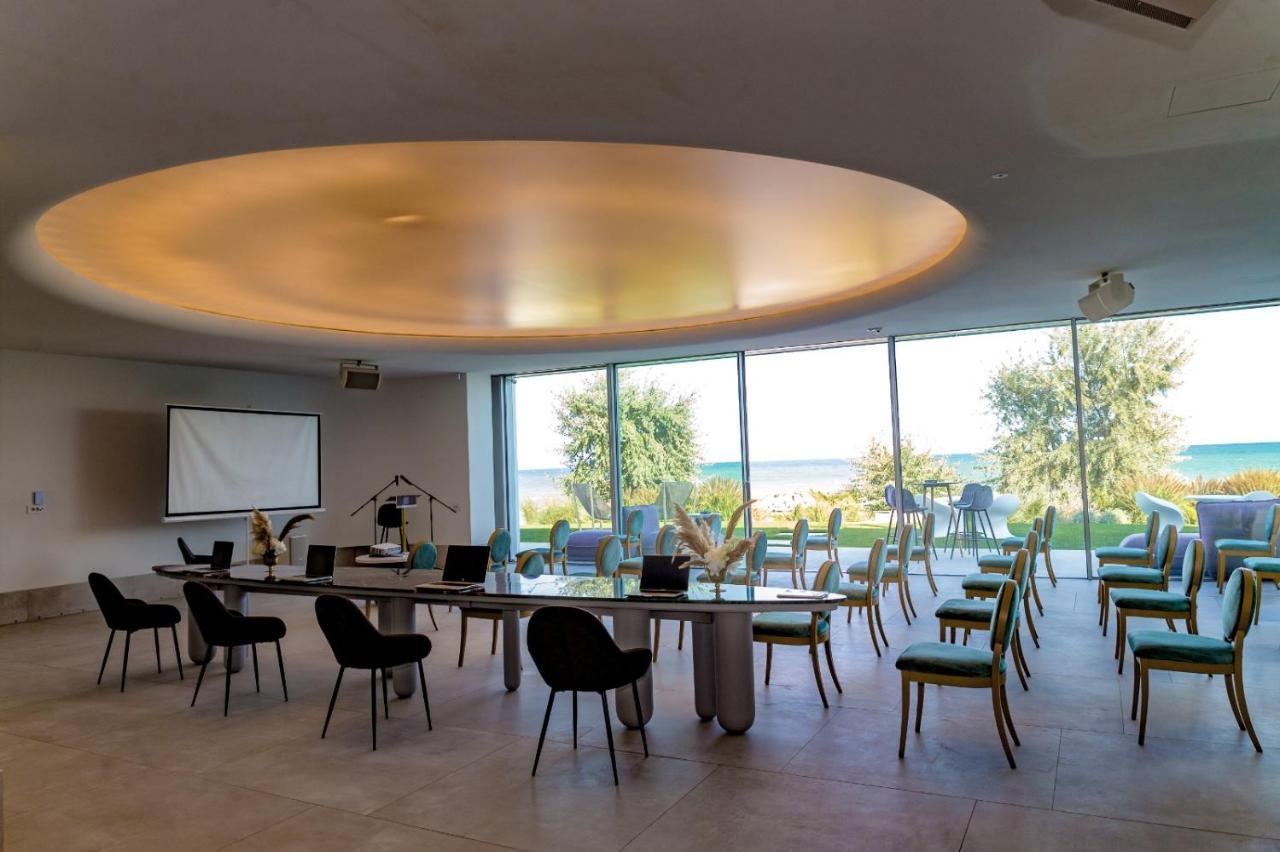 Novum By The Sea Aparthotel โอลิมป์ ภายนอก รูปภาพ