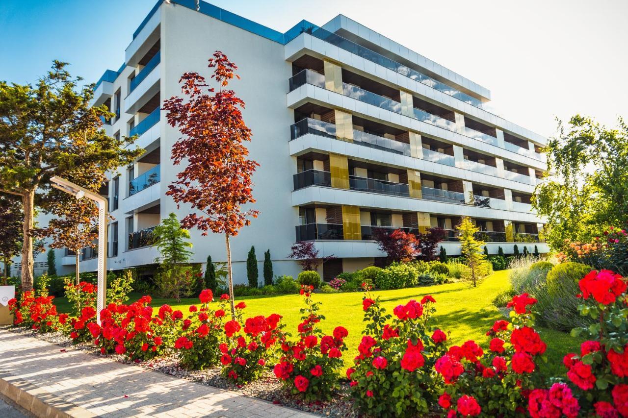Novum By The Sea Aparthotel โอลิมป์ ภายนอก รูปภาพ