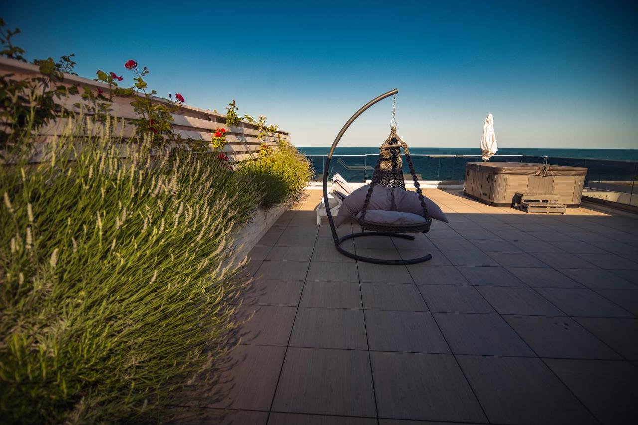 Novum By The Sea Aparthotel โอลิมป์ ภายนอก รูปภาพ