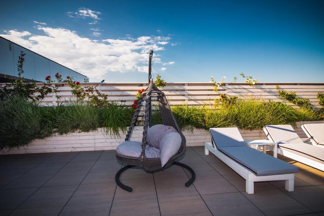 Novum By The Sea Aparthotel โอลิมป์ ภายนอก รูปภาพ