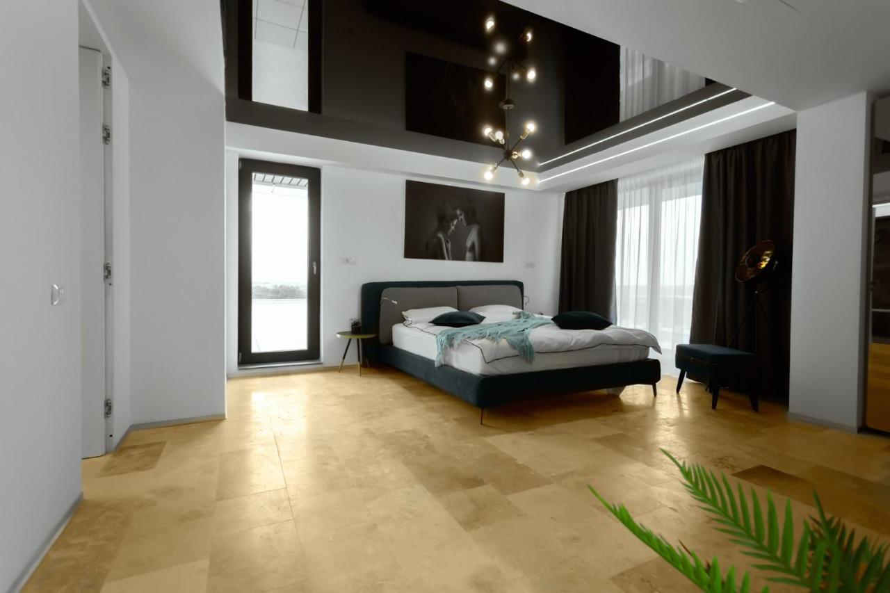 Novum By The Sea Aparthotel โอลิมป์ ภายนอก รูปภาพ